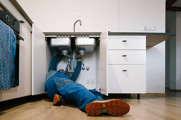Professional Emergency Plumber technician working in Montrose, MN